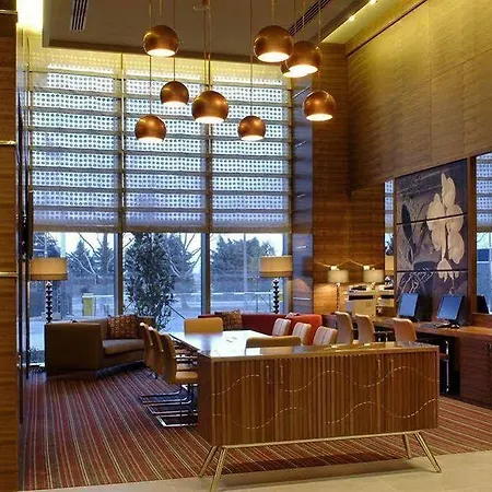 Hampton By Hilton Hotel 3*