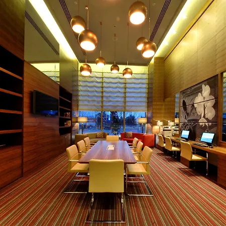 Hampton By Hilton Hotel 3*