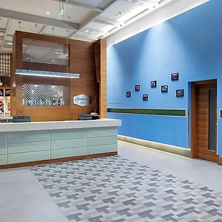 Hampton By Hilton 3*
