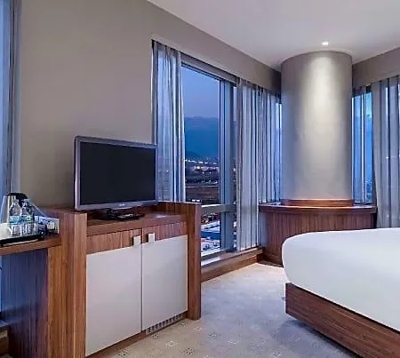 Hampton By Hilton 3*