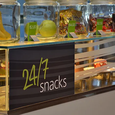 Hotel Hampton By Hilton 3*