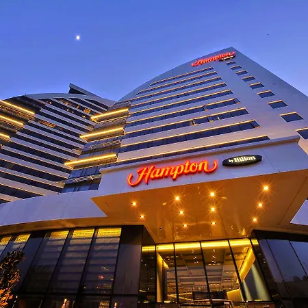 Hampton By Hilton Hotel 3*