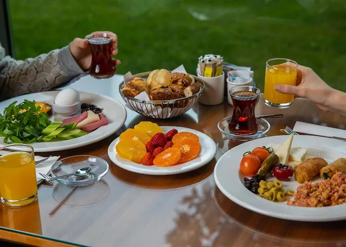 Hampton By Hilton 3*